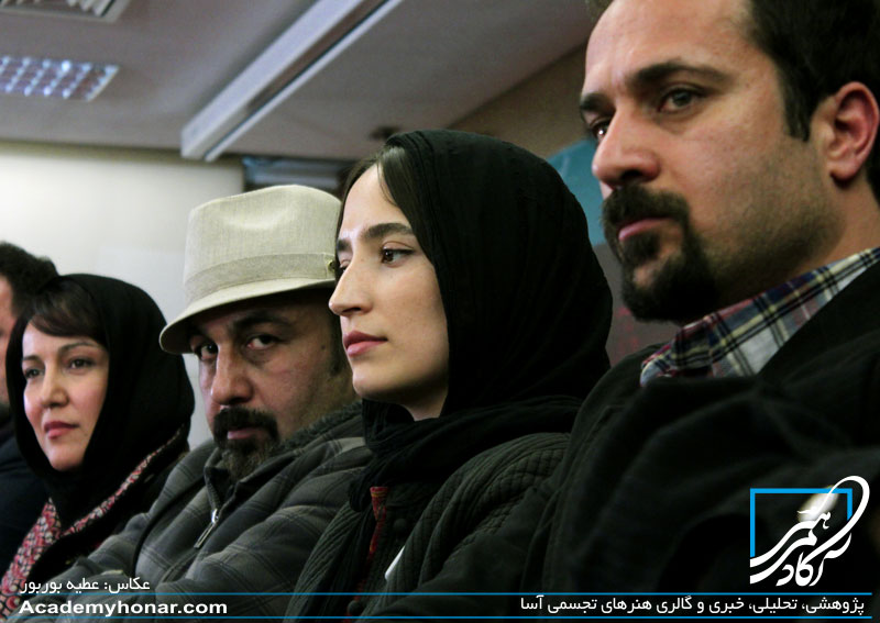 نشست فیلم بی خود و بی جهت